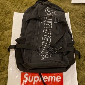 Supreme full size backpack. Comes with large Supreme bag & sticker.